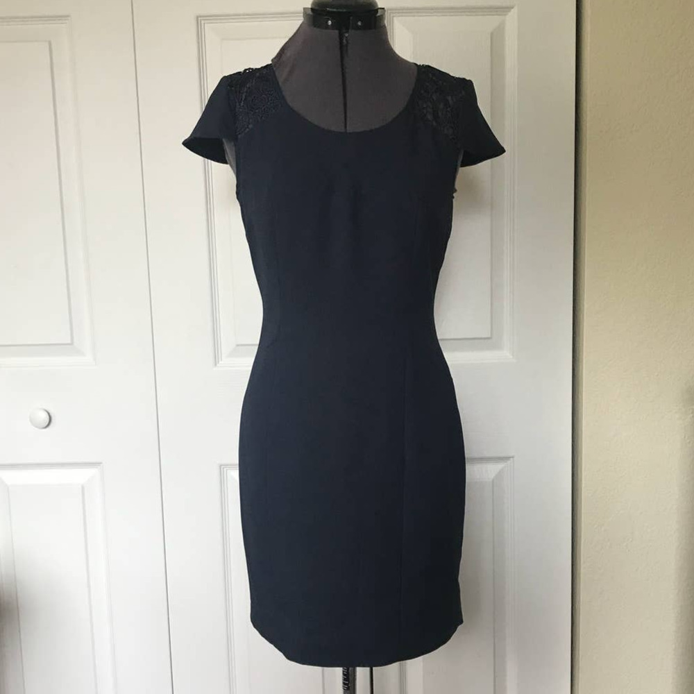 Silvian Heach Navy Blue Lace Top Cap Sleeve Sheath Dress • Minimalist • Sz XS 🔴